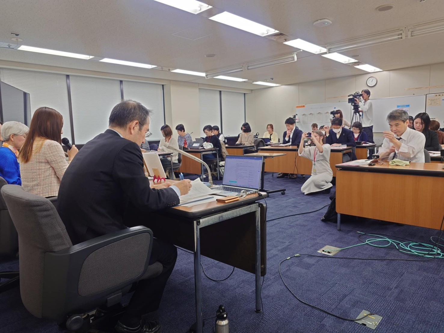 弁護士JPニュース『Colabo「女性人権センター」建設のため“10億円”寄付呼びかけ　仁藤夢乃氏「デマ・嫌がらせ等で行政による支援が後退」』