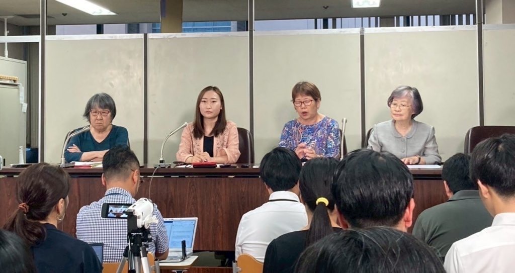 朝日新聞に掲載『「性搾取された女性がさらし者」支援団体が「客待ち」逮捕報道に抗議』